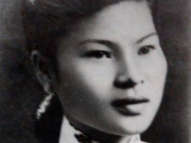 Đi t&igrave;m &ldquo;chị Sứ&rdquo; trong tiểu thuyết &ldquo;H&ograve;n Đất&rdquo;